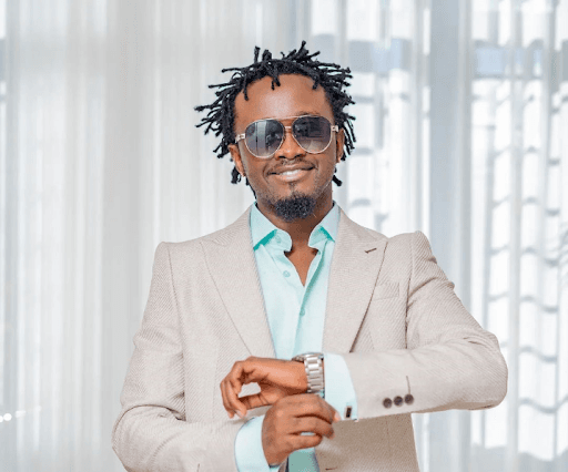 Bahati: Mr seed's mum's tailored my engagement suit to Diana Marua for free